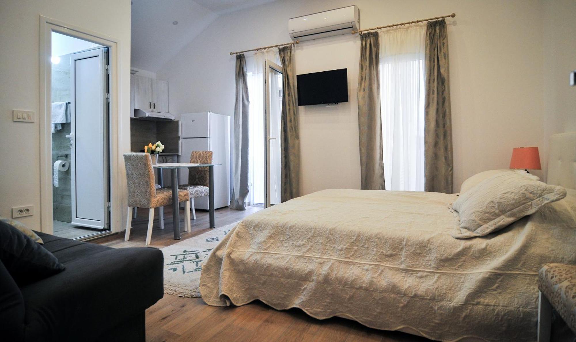 Apartments Villa Stankovic Tivat Exteriör bild